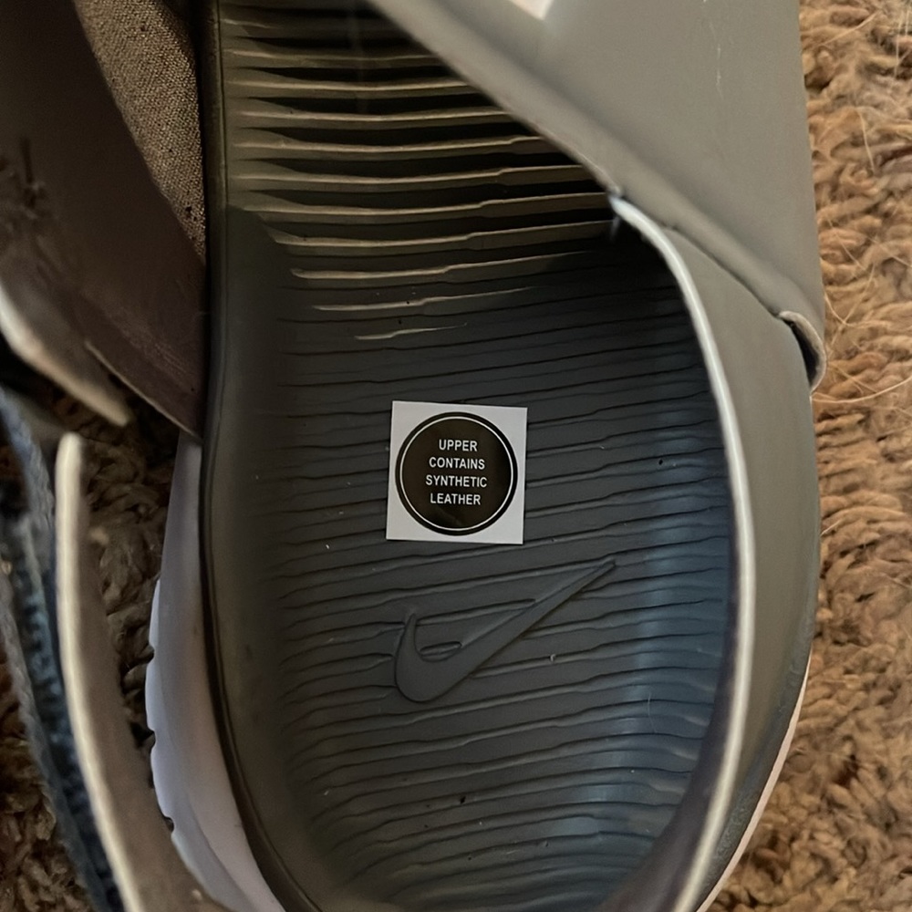 Nike Sandals - Picture 3 of 4